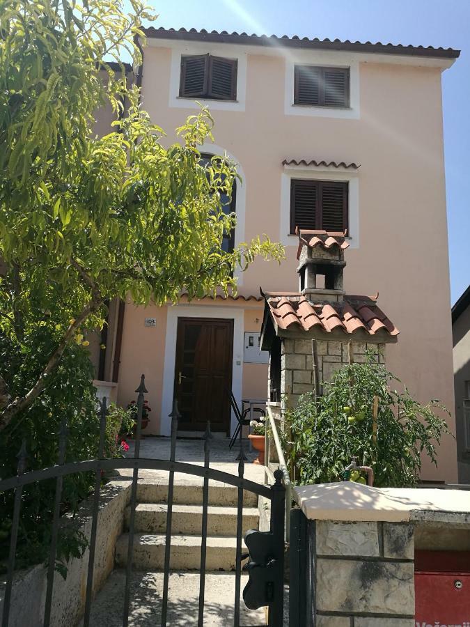 Apartman Ivankovic*** Pula Eksteriør billede