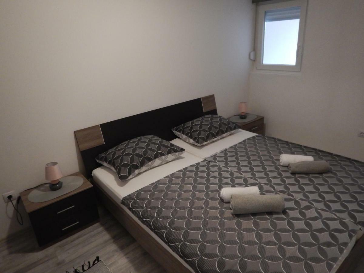 Apartman Ivankovic*** Pula Eksteriør billede